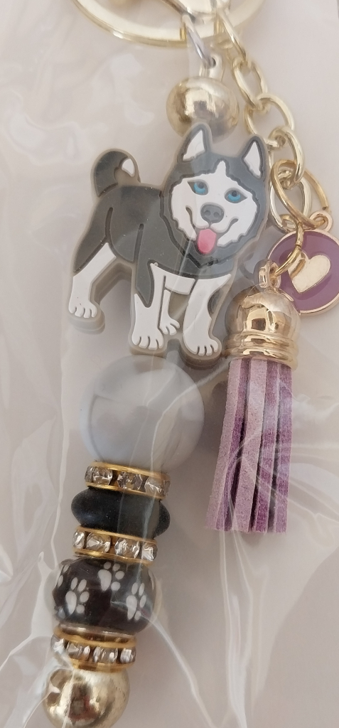 Image of Grey and white husky keychain