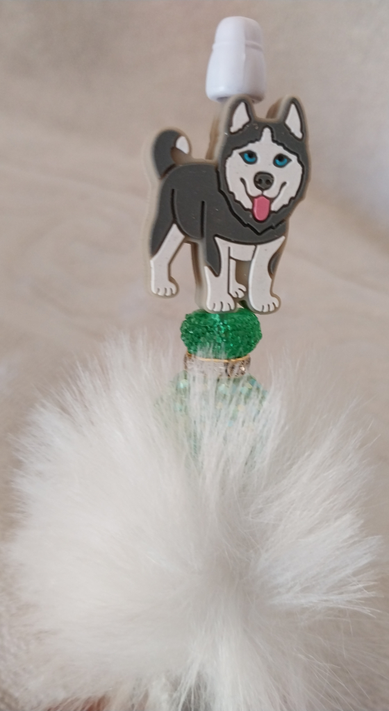 Image of Black and White Husky Fluffy Pen